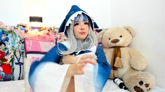 CLOSE UP OF TEENS PARADISE