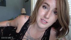 Brunette amateur webcam babe pleases pussy