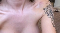 Love Chat Big Boobs Brunette Masturbating For Cam