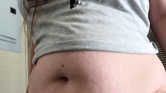 Amateur brunette ariana marie solo toying