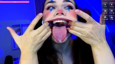 Solo teen fetish babe pissing